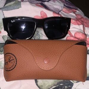 Ray-Ban Classic Black Sunglasses with Brown Case